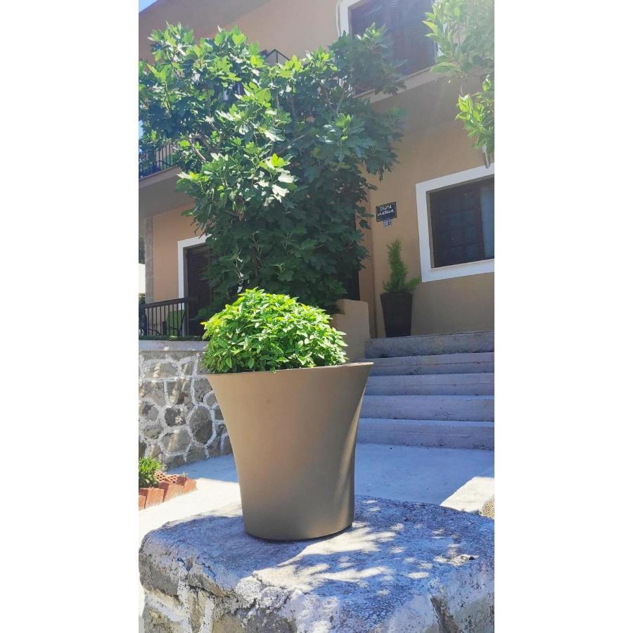 Santa Marina Rooms Agia Marina  Exterior photo